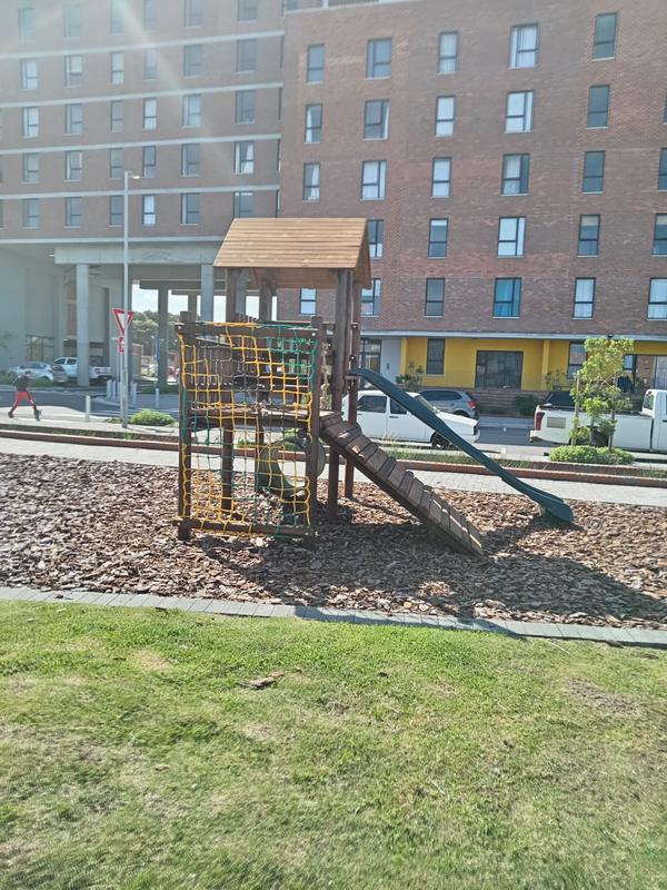 To Let 0 Bedroom Property for Rent in Pinelands Western Cape